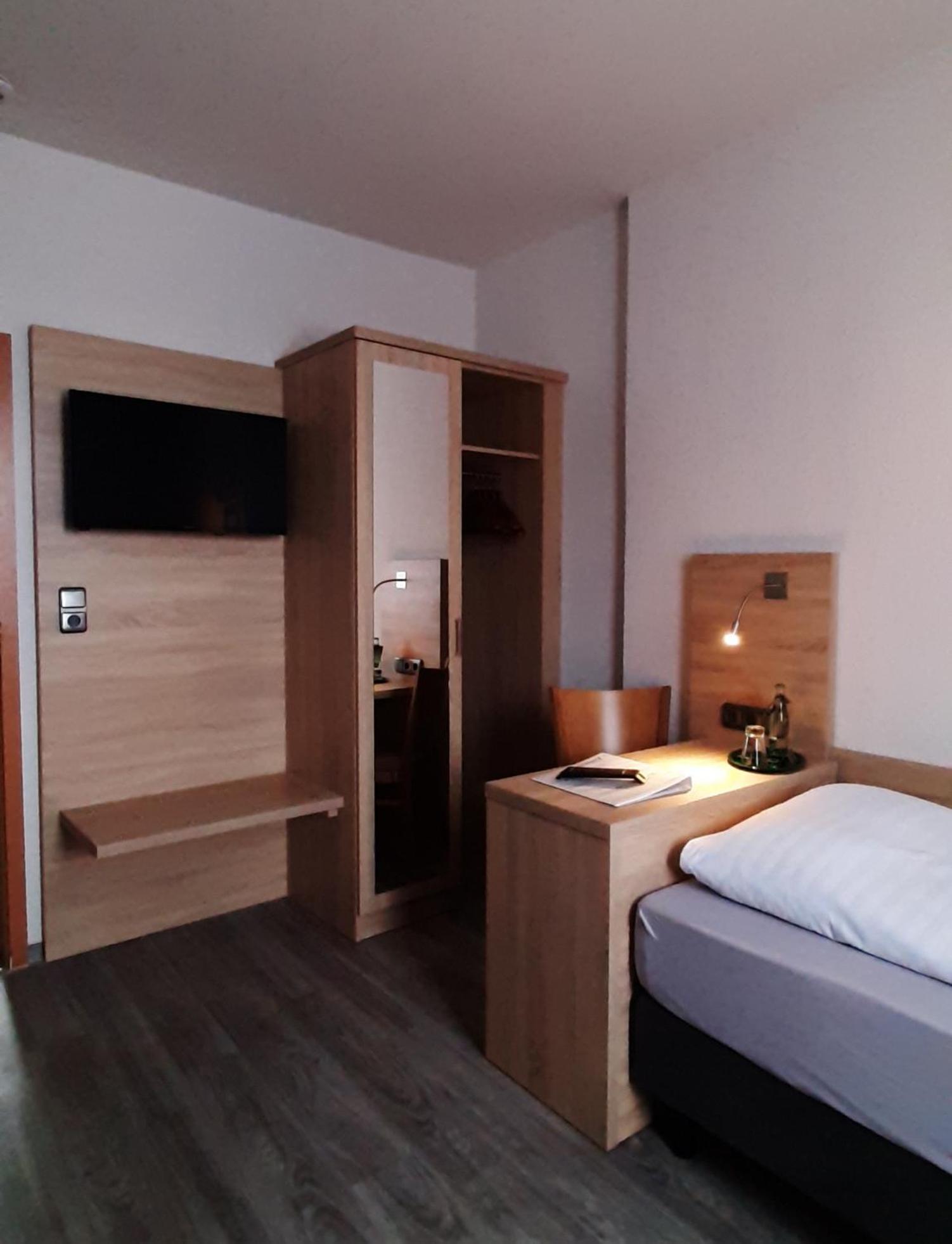 Landgasthof Zur Scharfen Ecke 3*