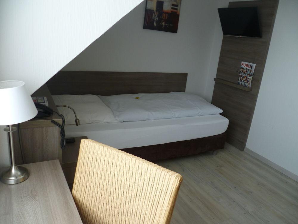 Hotel Landgasthof Zur Scharfen Ecke 3*